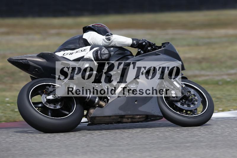/37 09.08.2026  Pluess Motosport ADR/Freies Fahren/26